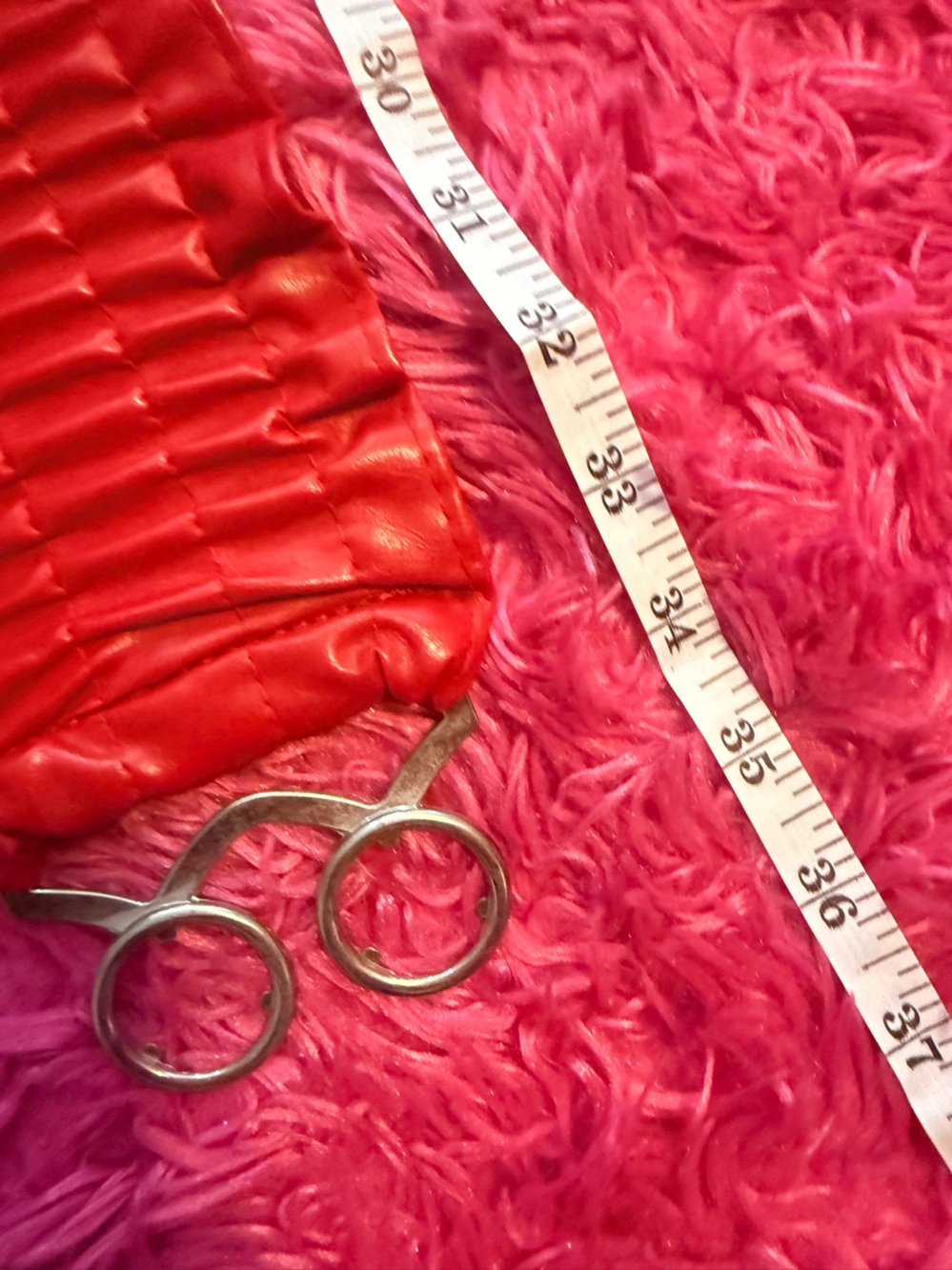 Wide Red Ruffled Elastic Belt - Picture 2 of 5